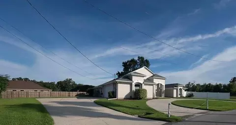 Exterior - 513 Maryland Dr, Luling, LA 70070 photo 3 of 7