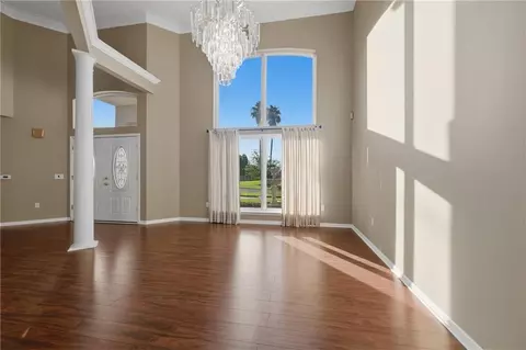 Living - 513 Maryland Dr, Luling, LA 70070 photo 2 of 6