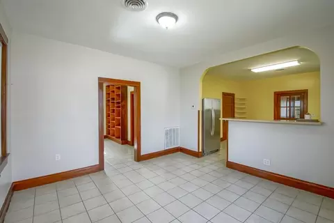Living - 12563 River Rd, Luling, LA 70070 photo 1 of 2