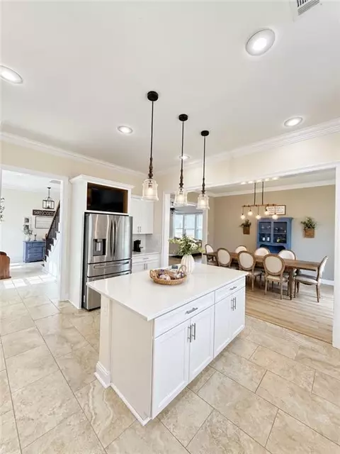 Kitchen - 362 Saw Grass Loop, Covington, LA 70435 photo 2 of 2