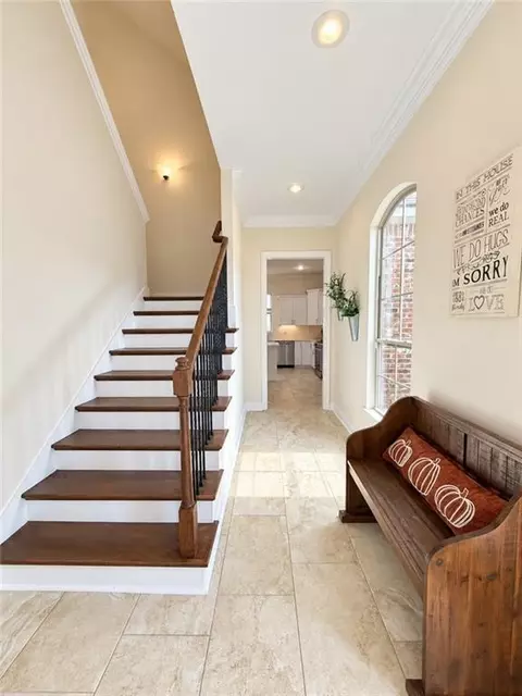 Entry Way - 362 Saw Grass Loop, Covington, LA 70435 photo 2 of 3