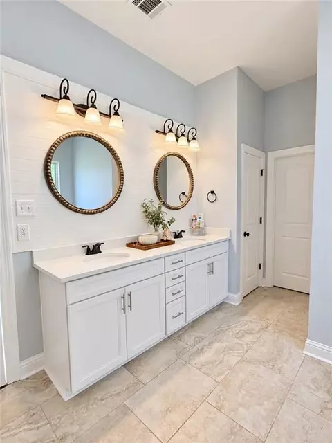 Bath - 362 Saw Grass Loop, Covington, LA 70435 photo 2 of 5