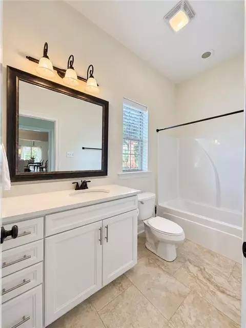 Bath - 362 Saw Grass Loop, Covington, LA 70435 photo 3 of 5
