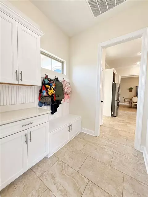 Entry Way - 362 Saw Grass Loop, Covington, LA 70435 photo 3 of 3
