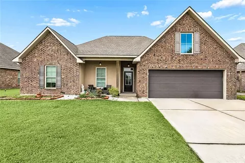 42169 Broderick Ave, Ponchatoula, LA 70454