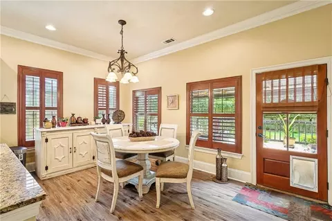 Dining - 929 W 17th Ave, Covington, LA 70433 photo 1 of 1