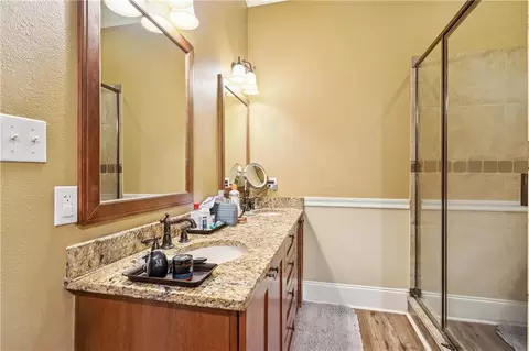 Bath - 929 W 17th Ave, Covington, LA 70433 photo 1 of 4