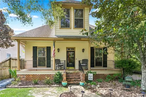 Exterior - 929 W 17th Ave, Covington, LA 70433 photo 1 of 5