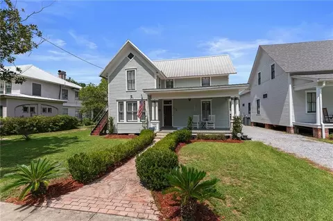 306 W Charles St, Hammond, LA 70401