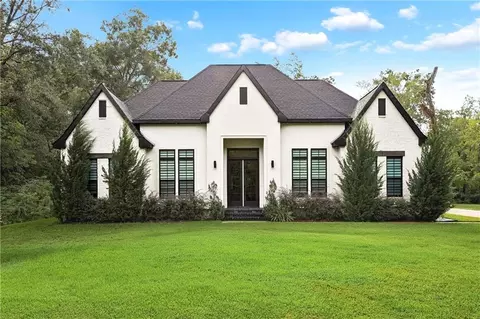 18 Arbor Ln, New Orleans, LA 70131