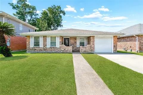 4504 Lefkoe St, Metairie, LA 70006
