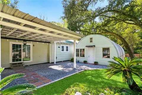Exterior - 424 E Magee St, Covington, LA 70433 photo 5 of 13