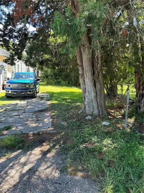 3213 Ptolemy St, New Orleans, LA 70114