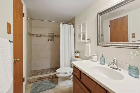 Bath - 77 W Chamale Cove Dr #77, Slidell, LA 70460 photo 2 of 2