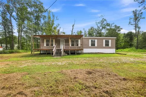 30610 Crain Rd, Albany, LA 70711
