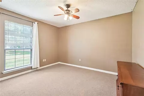 Bedroom - 2022 Oriole St, Slidell, LA 70460 photo 4 of 6