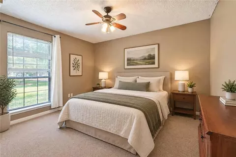 Bedroom - 2022 Oriole St, Slidell, LA 70460 photo 3 of 6