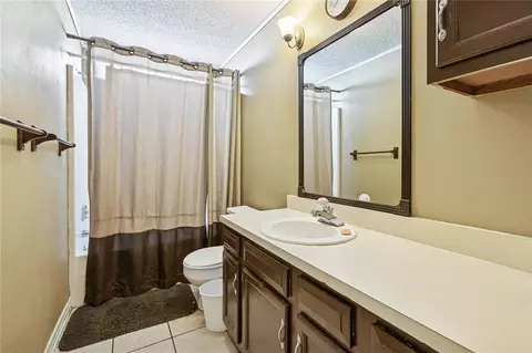 Bath - 2022 Oriole St, Slidell, LA 70460 photo 2 of 2