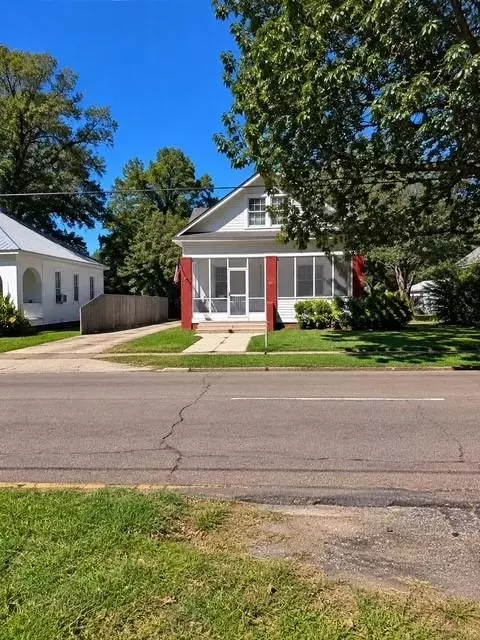 507 E Thomas St, Hammond, LA 70401
