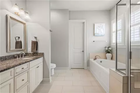 Bath - 705 S Corniche Du Lac, Covington, LA 70433 photo 2 of 4