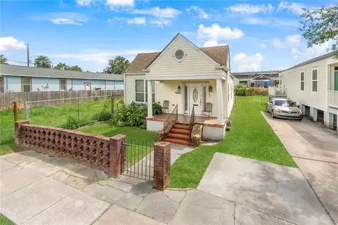 2225 Touro St, New Orleans, LA 70119