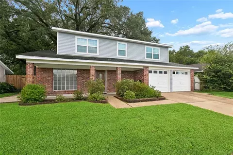 3768 Tara Dr, Destrehan, LA 70047