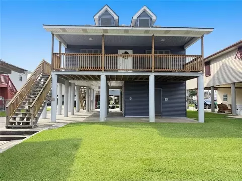 4930 Deborah Ann Dr, Barataria, LA 70036