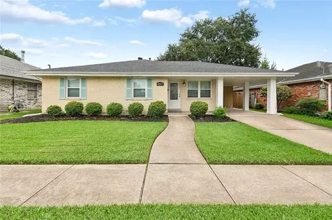 4517 Tartan Dr, Metairie, LA 70003