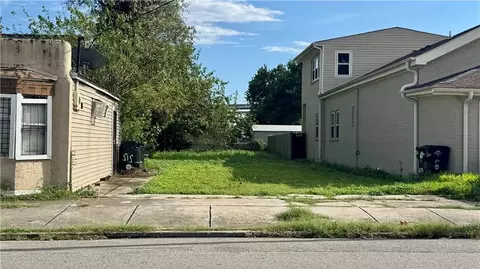 517 Newton St, New Orleans, LA 70114