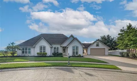 118 Lac Segnette Dr, Luling, LA 70070