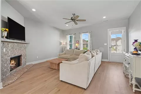 Living - 72656 Robindale Dr, Covington, LA 70435 photo 1 of 1