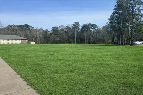54 Pinecrest Dr # -A, Pineville, LA 71360
