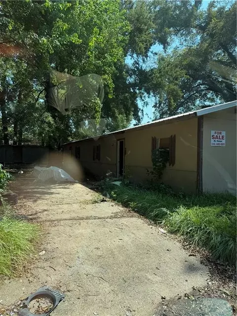 19 Ball Powell St, Alexandria, LA 71301