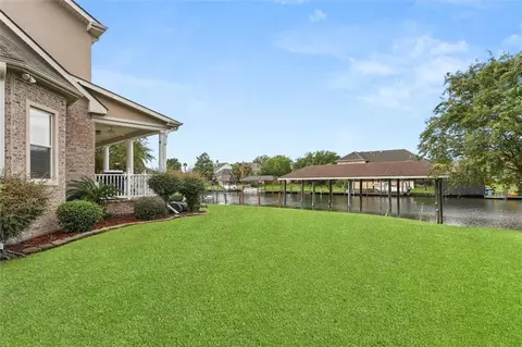 Exterior - 80 Inlet Dr, Slidell, LA 70458 photo 6 of 7