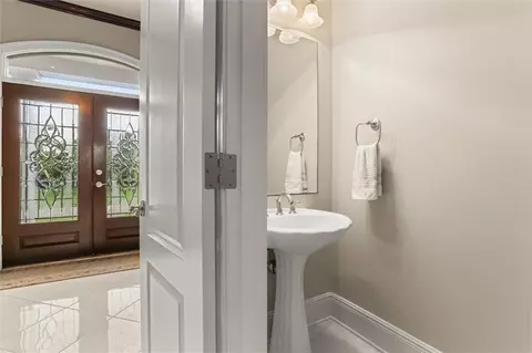 Entry Way - 80 Inlet Dr, Slidell, LA 70458 photo 2 of 5