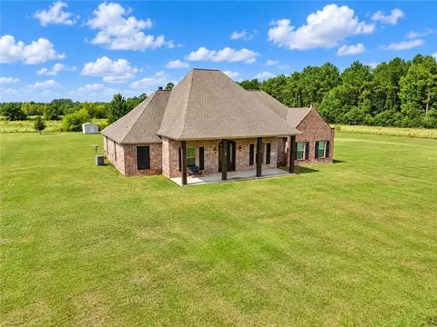 Exterior - 19386 Highway 111, Evans, LA 70639 photo 4 of 5