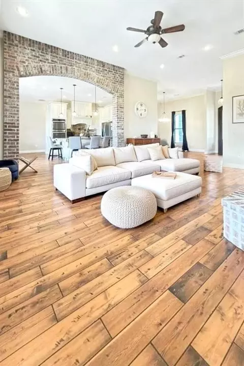 Living - 19386 Highway 111, Evans, LA 70639 photo 1 of 2