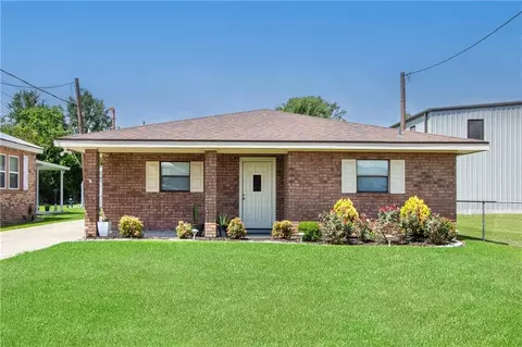 764 W 5th St, Laplace, LA 70068