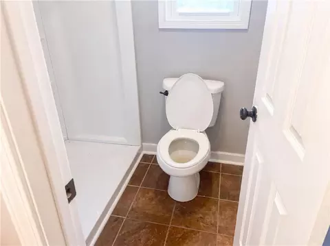 Bath - 1433 Sunset Dr, Slidell, LA 70460 photo 2 of 4