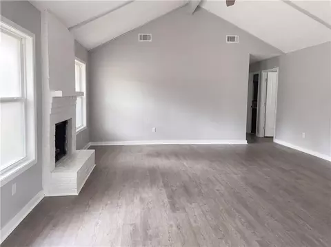 Living - 1433 Sunset Dr, Slidell, LA 70460 photo 3 of 3