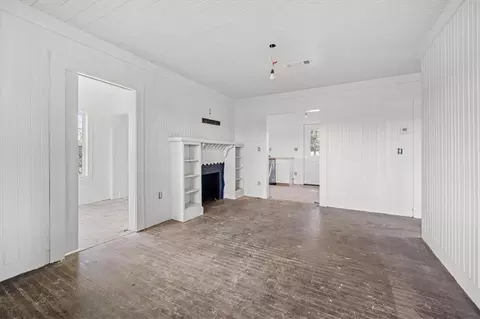 Living - 1951 E 3rd St, Forest, MS 39074 photo 4 of 4