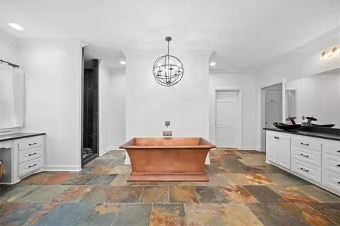 Bath - 1951 E 3rd St, Forest, MS 39074 photo 2 of 2