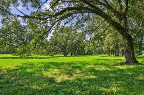20460 Smith Rd, Covington, LA 70435 photo 3