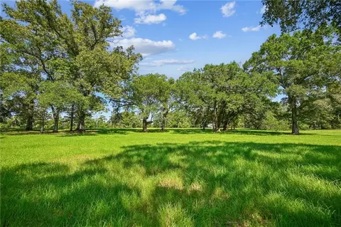 20460 Smith Rd, Covington, LA 70435 photo 6