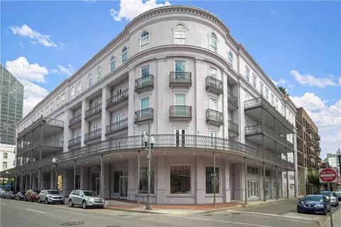 700 Magazine St #211, New Orleans, LA 70130
