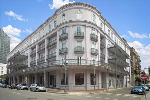 700 Magazine St #211, New Orleans, LA 70130