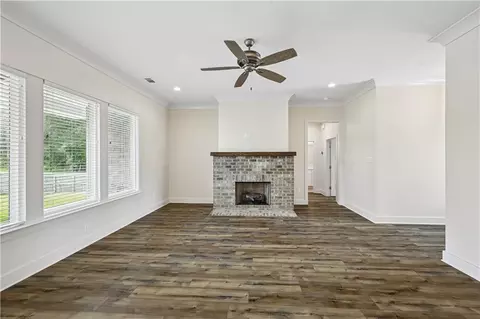 Living - 200 Hidden Creek Blvd, Covington, LA 70433 photo 1 of 2