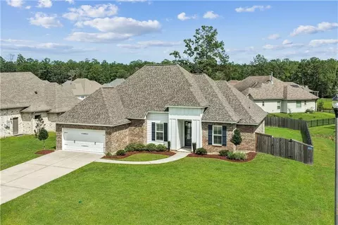 Exterior - 200 Hidden Creek Blvd, Covington, LA 70433 photo 2 of 4