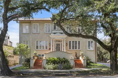 7836 Saint Charles Ave, New Orleans, LA 70118