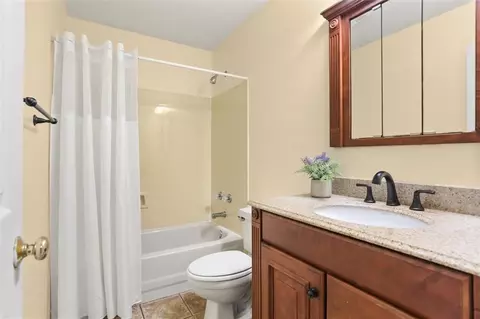 Bath - 503 Monsanto Ave, Luling, LA 70070 photo 2 of 2